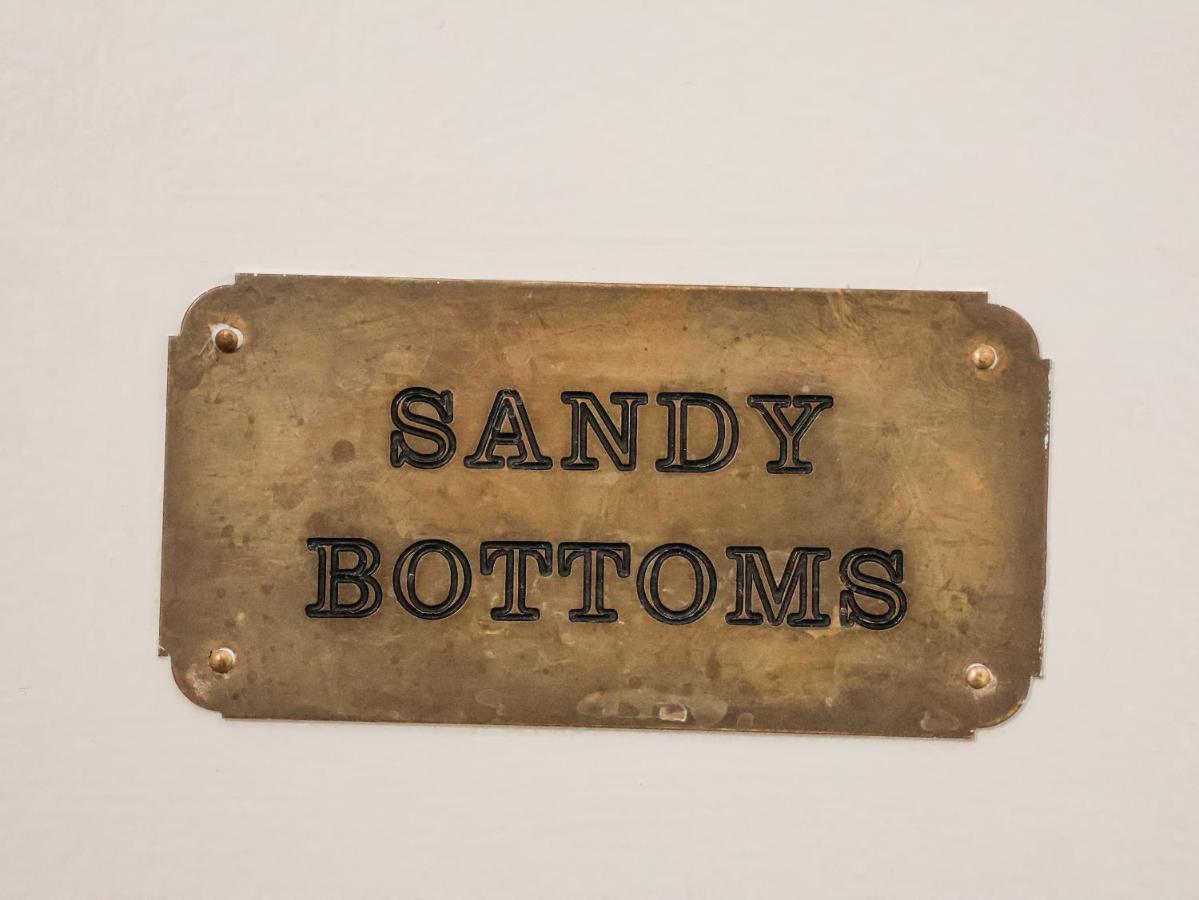 Sandy Bottoms Whitby Exteriör bild